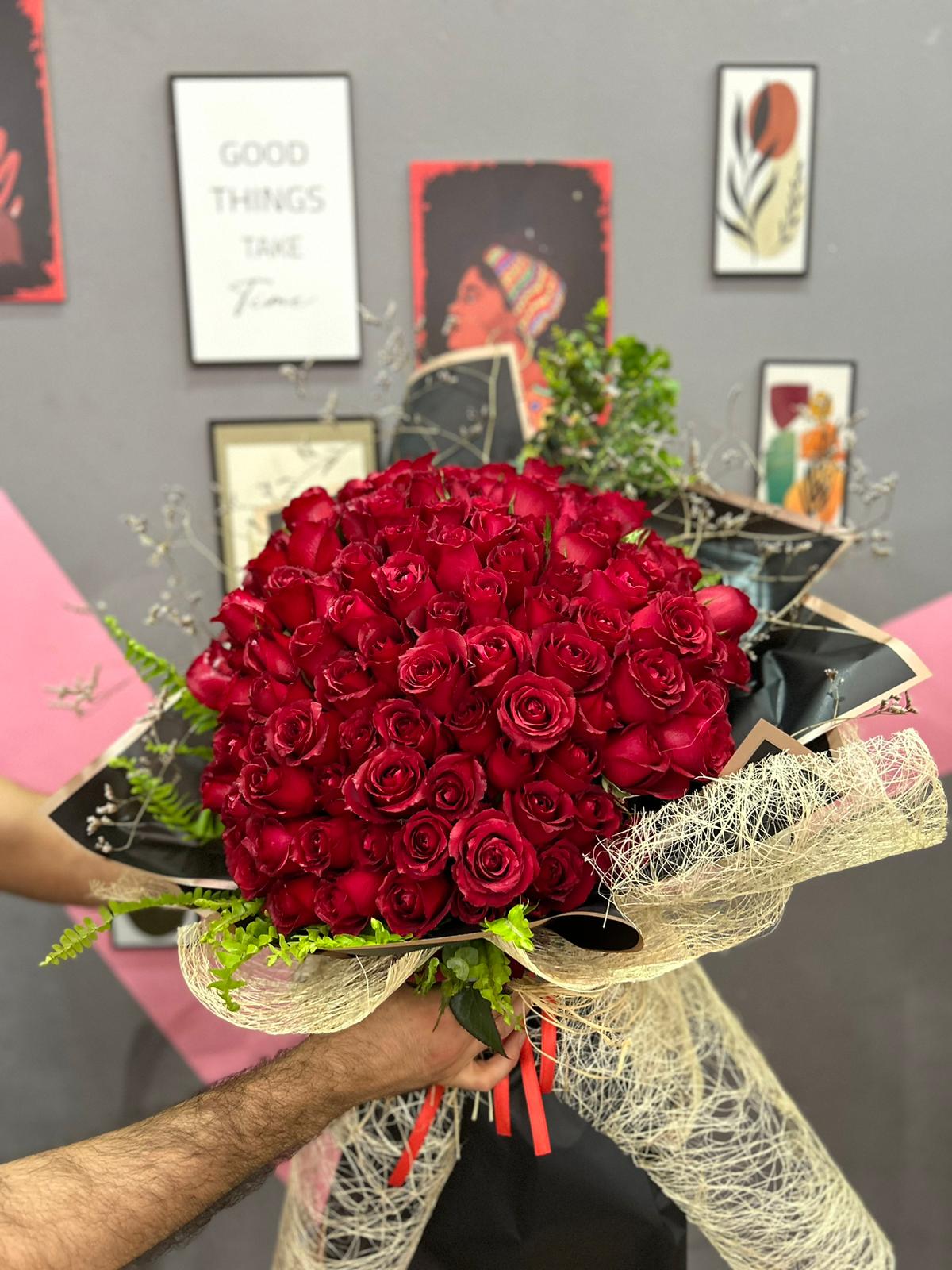 101-kirmizi-gul-buketi-snt32