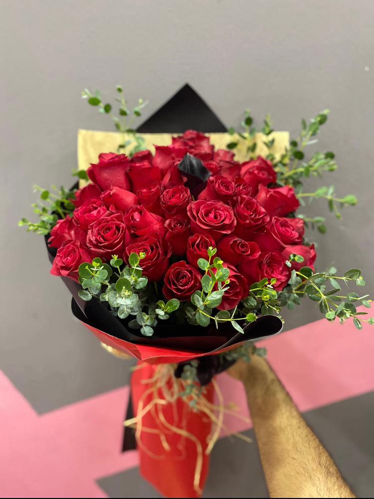 41-adet-kirmizi-gul-buketi-snt11