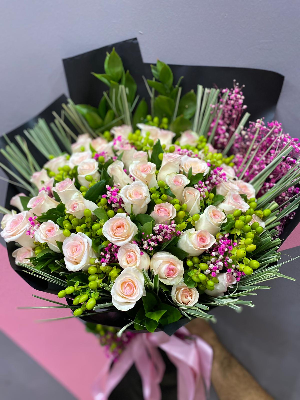 luks-pembe-ithal-guller--snt48