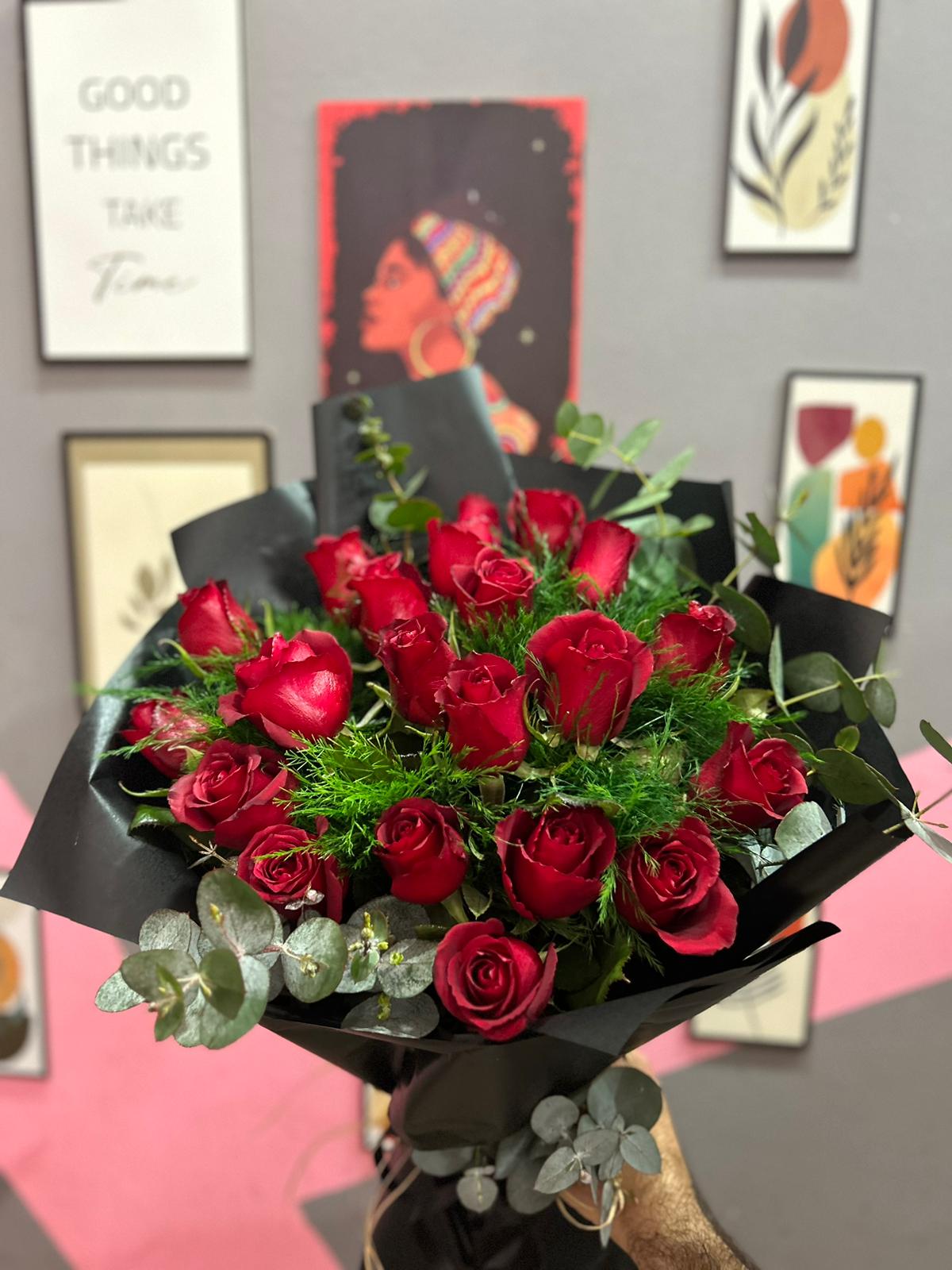 21-kirmizi-gul-buketi-snt46